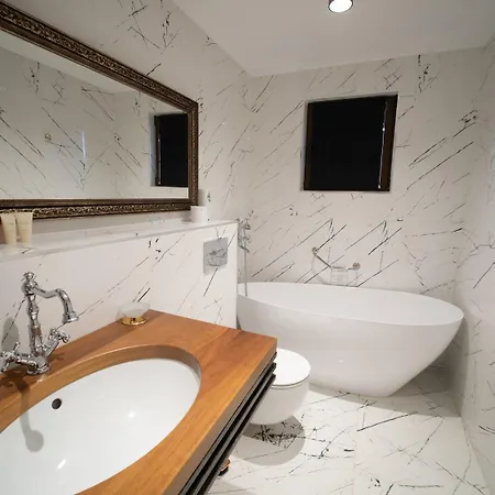 Paradise Center Premium 2 Apartment